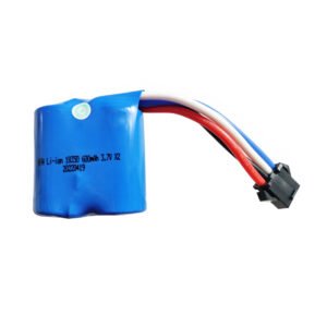 18350 7.4V 600mAh SM-4P Li-ion battery for UDI001 UDI008 UDI020 RC boat, front view showing battery body and SM-4P connector on white background