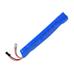18650 2000mAh 7.4V 2S Li-ion battery for Jinming Stadie water toys, front view showing cylindrical 132×18mm battery body, SM-2P discharge plug, and XH-3P balance charge plug on white background
